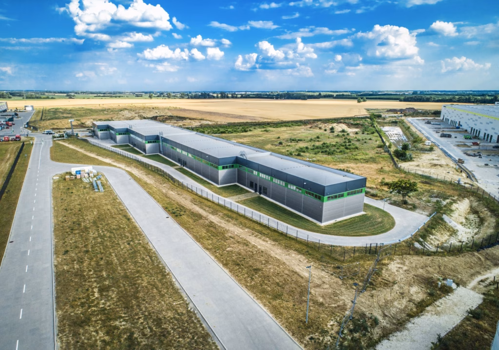 maglod-apct-condo-pano3